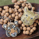 Embroidered pendant light - Golden Tiger